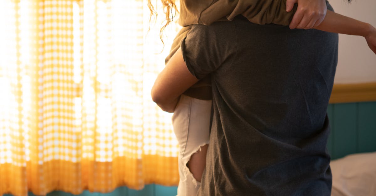 How do you start to be a consultant?